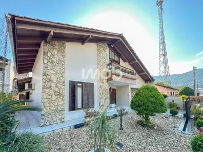 Casa com 4 Quartos à venda, 188m² no Vila Lalau, Jaraguá do Sul