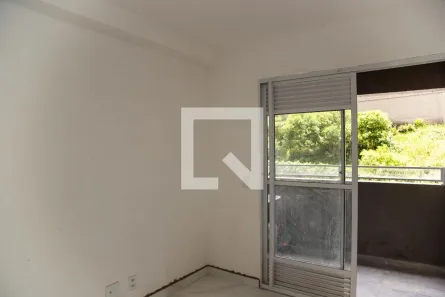 Apartamento com 2 Quartos à venda, 37m² no Jardim São Luís, São Paulo