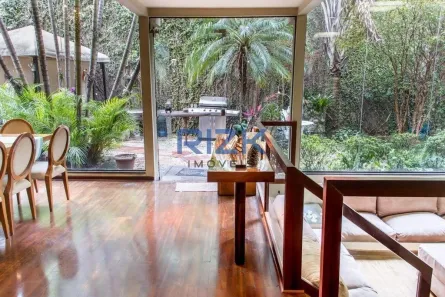 Casa com 5 Quartos à venda, 337m² no Vila Mariana, São Paulo