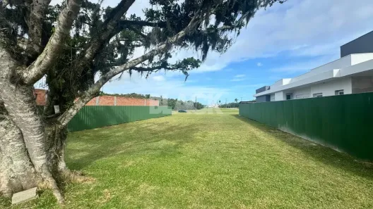 Lote/Terreno à venda, 499m² no Centenário, Torres