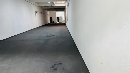 Galpão/Depósito/Armazém à venda, 300m² no Luz, São Paulo