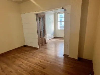 Apartamento com 2 Quartos à venda, 76m² no Centro Histórico, Porto Alegre