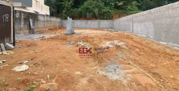 Lote/Terreno à venda, 275m² no Massaguaçu, Caraguatatuba