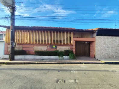 Casa com 5 Quartos à venda, 288m² no Cohaserma, São Luís