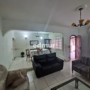 Casa com 2 Quartos à venda, 240m² no Santa Maria, Santo André