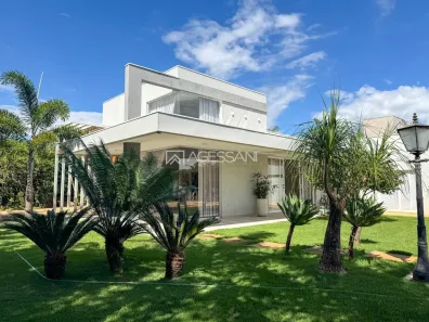 Casa de Condomínio com 3 Quartos à venda, 420m² no , Cristais Paulista
