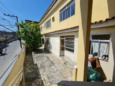 Casa com 5 Quartos à venda, 200m² no Centro, São João de Meriti