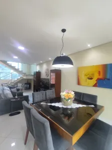 Sobrado com 4 Quartos à venda, 300m² no Vila Nova Socorro, Mogi das Cruzes