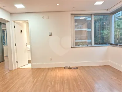 Sala Comercial para alugar, 146m² no Cerqueira César, São Paulo