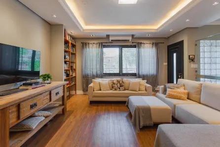 Casa com 3 Quartos à venda, 310m² no Chácara das Pedras, Porto Alegre