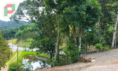 Fazenda/Sítio com 3 Quartos à venda, 200m² no Gasparinho, Gaspar