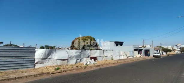 Lote/Terreno à venda, 520m² no Tibery, Uberlândia