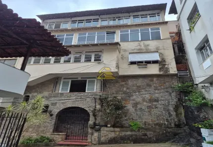 Casa com 8 Quartos à venda, 279m² no Copacabana, Rio de Janeiro