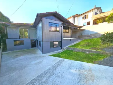 Casa com 5 Quartos à venda, 227m² no Gioppo, Caçador