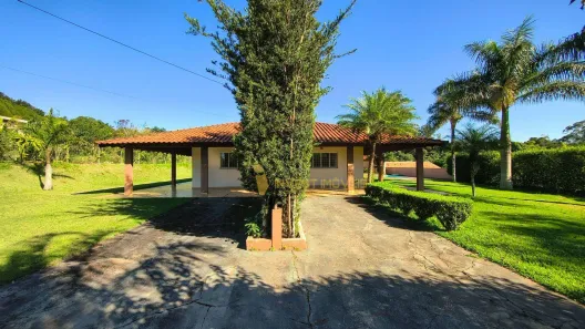 Fazenda/Sítio com 6 Quartos para alugar, 450m² no Espírito Santo, Londrina