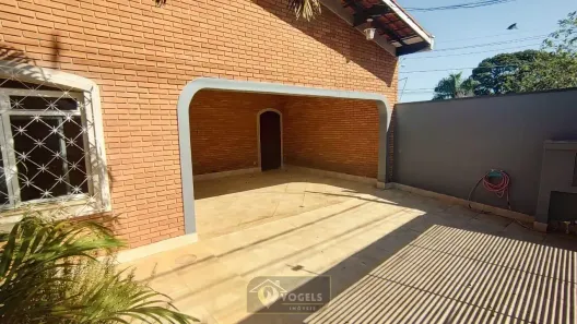 Casa com 3 Quartos à venda, 128m² no Jardim Sônia, Jaguariúna