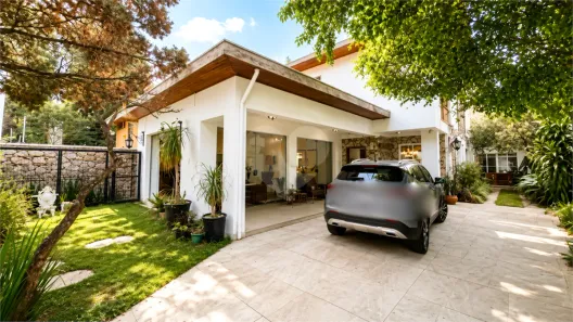Casa com 4 Quartos à venda, 295m² no Jardim Luzitânia, São Paulo
