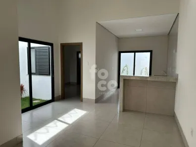 Sobrado com 3 Quartos à venda, 93m² no Novo Mundo, Uberlândia