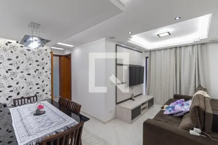Apartamento com 2 Quartos à venda, 57m² no Vila Carmosina, São Paulo