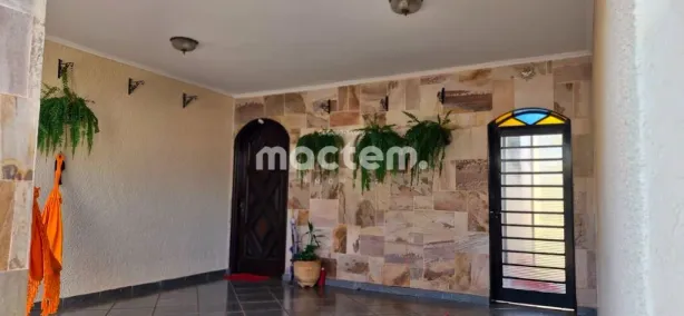 Sobrado com 4 Quartos à venda, 249m² no Sumarezinho, Ribeirão Preto