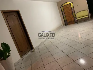 Casa com 3 Quartos à venda, 200m² no Nossa Senhora Aparecida, Uberlândia