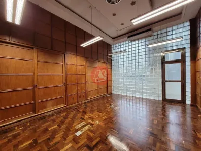 Sala Comercial para alugar, 1499m² no Centro Histórico, Porto Alegre