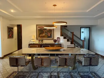 Apartamento com 4 Quartos à venda, 273m² no Fundinho, Uberlândia