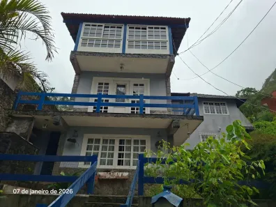 Casa com 3 Quartos à venda, 150m² no Retiro, Petrópolis