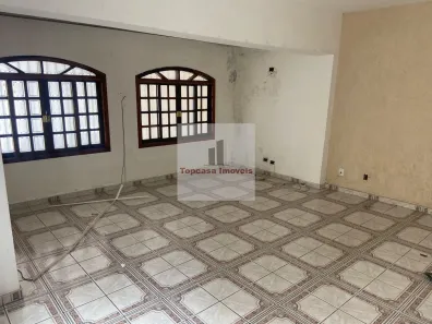Casa com 3 Quartos à venda, 200m² no Conjunto Residencial Salvador Tolezani, São Paulo