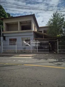 Casa com 3 Quartos para alugar, 150m² no Serra Centro, Serra