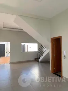 Casa com 2 Quartos para alugar, 103m² no Shopping Park, Uberlândia