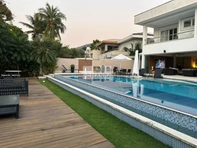 Casa com 8 Quartos à venda, 680m² no Tabatinga, Caraguatatuba
