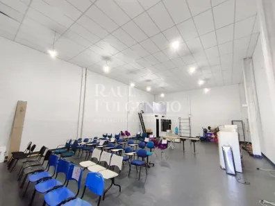 Galpão/Depósito/Armazém para alugar, 250m² no Jardim ltaparica, Londrina