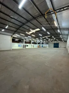 Galpão/Depósito/Armazém para alugar, 665m² no Porto, Cuiabá