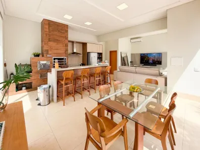 Casa com 3 Quartos à venda, 279m² no Zona 05, Maringá
