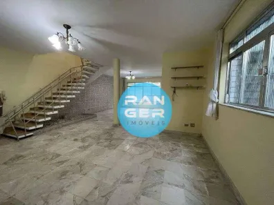 Casa com 3 Quartos à venda, 335m² no Gonzaga, Santos
