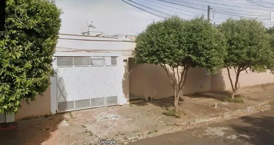 Casa com 3 Quartos para alugar, 115m² no Jardim do Leste, Londrina