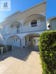Casa com 3 Quartos à venda, 243m² no Fazenda Santo Antônio, São José