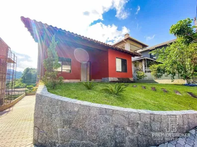 Casa de Condomínio com 3 Quartos à venda, 300m² no Vargem Grande, Teresópolis