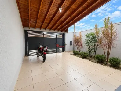 Casa com 3 Quartos para alugar, 125m² no Parque Nova Carioba, Americana