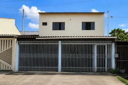 Sobrado com 4 Quartos à venda, 280m² no Samambaia Sul, Brasília