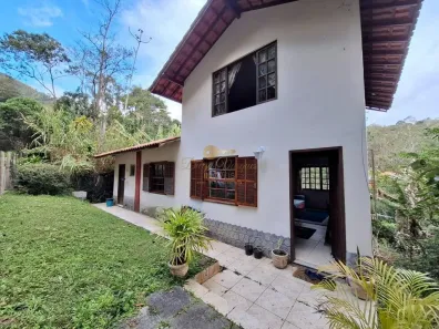 Casa com 3 Quartos à venda, 850m² no Granja Mafra, Teresópolis
