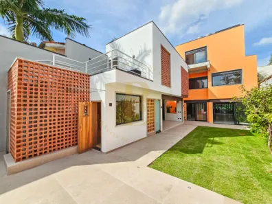 Casa com 5 Quartos à venda, 550m² no Jardim Paulista, São Paulo