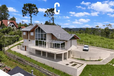 Casa com 4 Quartos à venda, 327m² no Alto do Capivari, Campos do Jordão