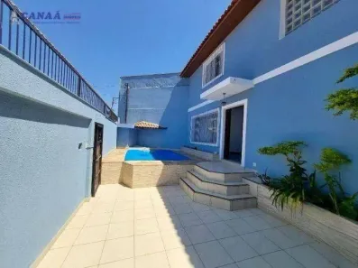 Sobrado com 3 Quartos à venda, 194m² no Jardim Ouro Preto, Taboão da Serra