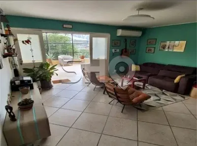 Sobrado com 3 Quartos à venda, 241m² no Vila Madalena, São Paulo