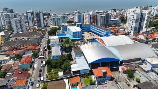 Casa com 4 Quartos à venda, 220m² no Barreiros, São José