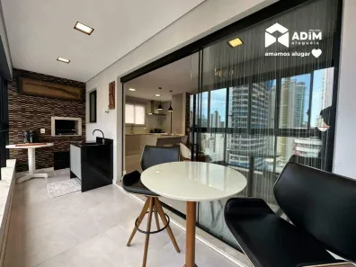 Apartamento com 3 Quartos para alugar, 147m² no Centro, Balneário Camboriú
