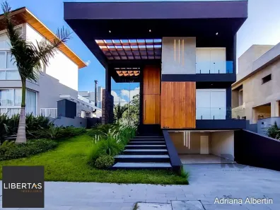 Casa de Condomínio com 4 Quartos à venda, 299m² no Vila Nova, Porto Alegre