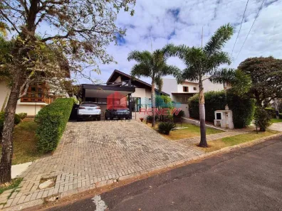 Casa com 3 Quartos à venda, 209m² no Santa Cruz, Valinhos